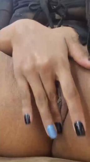 My pussy want your big cock😍