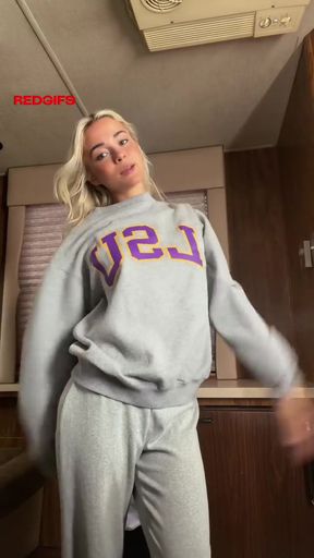 Small-titted swimsuit model doesn't go nude