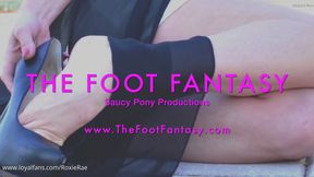 ROXIE RAE'S SMELLY FEET, CBT, EDGING, JOI, TEASE & DENIAL