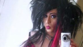 Teen Amateur Traps and Hot Crossdressers!