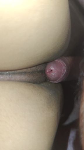 Beautiful swallowing and cheeky vagina