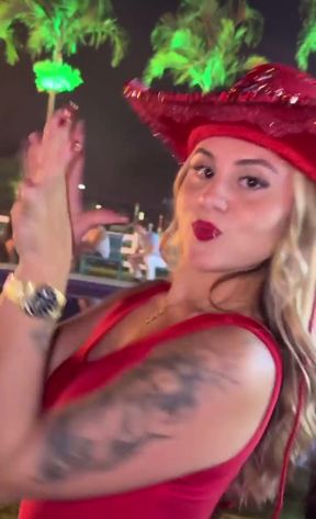 Hot celebrity babe dances seductively in a Brazilian style