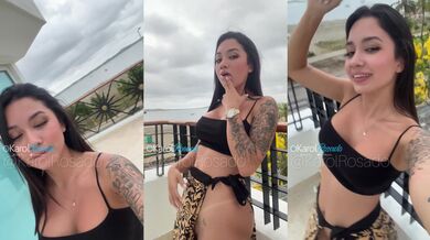 Karol Rosado | Little squirts in a balcony at the beach