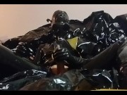 latex slave piss in bag with gasmask breathplay