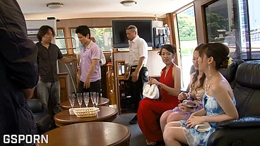 Jav group sex in the sea fucking 3 sexies japaneses girls in the boat