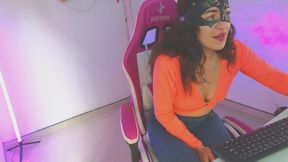 SHOW HOLD AND PEE JEANS April 08th 2026