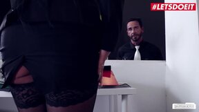 Techno Secretary Jacky Pumped right in the Pussy