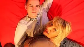 Horny British Housewife Fucking And Sucking Her Toy Boy - MatureNL