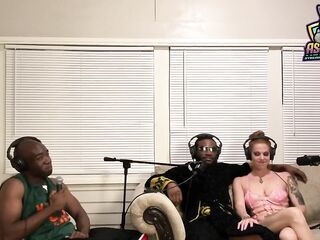 The Fox and the Hounds - Foxi Vixen Joins Mrflourish and Lads for Some Wild Adult Talk Podcast