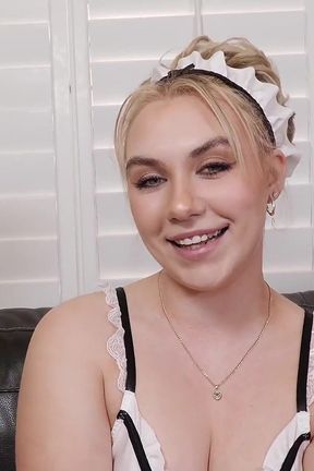 Sexy Maid Loves Eating Ass