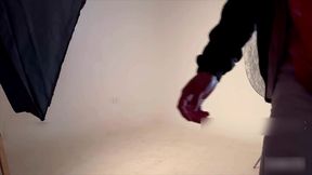 sesion de fotos con el fotografo y me la termina chupando