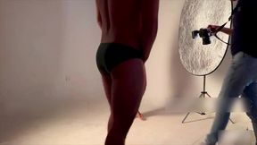 sesion de fotos con el fotografo y me la termina chupando