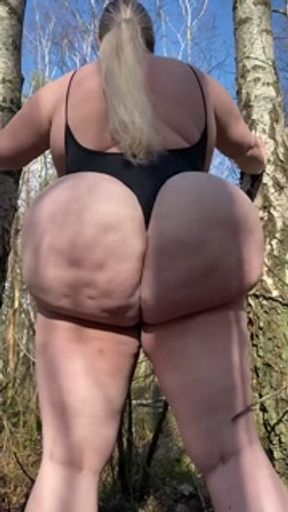 Flaunt Your Curves: The Ultimate Form of Sexy