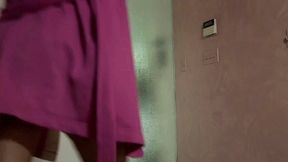 THIS HAIRY SLUT HOUSEWIFE KNOWS HOW TO RECEIVE A DELIVERY GUY