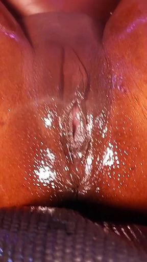 Lola Black XXX Ebony Ass Winking