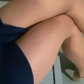 Crossdresser jerked on the pantyhose