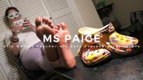 Ms Paige - Oily Mature Teacher-off-Duty Crossed Soles Ignore