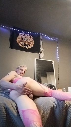 Alisa Crossdressing and Pleasing Self