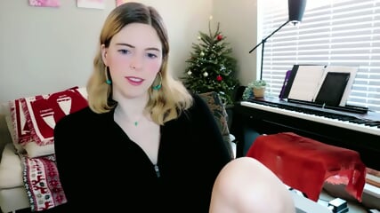 gaping a goth dentist