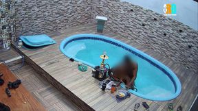 corno grava hotwife safada fodendo na piscina com o amante realizador baiano assistindo jogo da copa do mundo. caiu na net