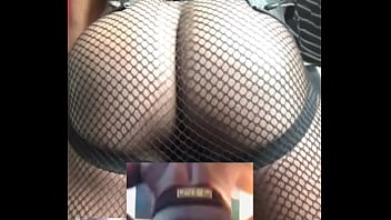 Muscle Butt Accentuating Squats &amp_ Posing