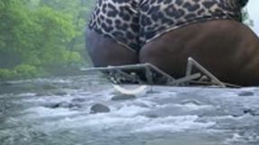 Giantess Special effects - Giantess MXDominion uses Enormous ass to Destroy Bridge, crush, giantess, assfetish 4k