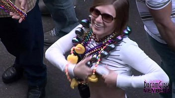 Big Tit Milf&#039_s Show Their Goods On Bourbon St