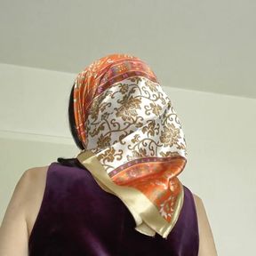 Satin Headscarf Fashion Show Clip