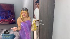 Blonde Latina seduces young messenger with intense anal&#x1F44C; and deep penetration behind her husband's back  H L
