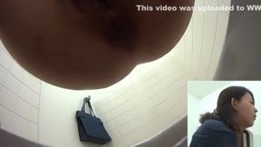 Asian toilet voyeur