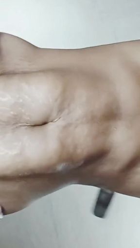 Shilpa bhabhi ne apne pati ke nakli land me ghod sawari ka Maza Liya.   Clip 1