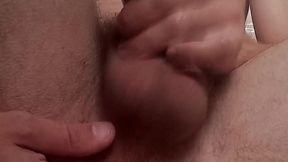 my sagging anal lips rub against a bottle in a very sexy way. real male cunt!