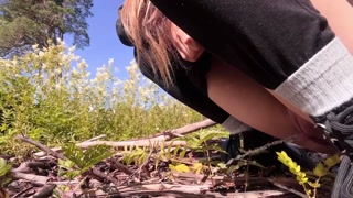 Young pussy pissing