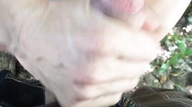 Outdoor creampie leaked on walking path raw hardcore breeding