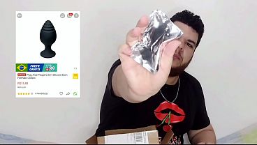 Shopee shopping unboxing featuring Fernando Devil! The question is, which