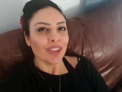 Tattoed Amateur Webcam Girl Hot Dildo Action Masturbation