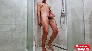 I pee with a strong erection