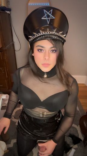 Watch me cum on my onlyfans 💙