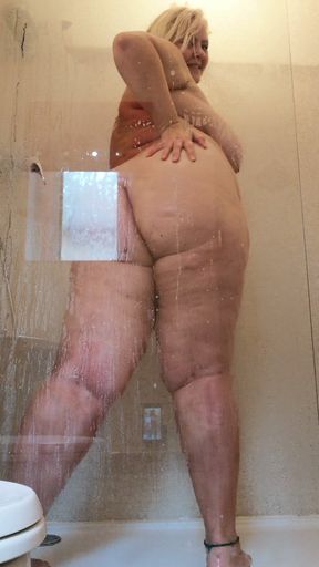 PAWG Kitty Queen Undressing and Showering - Blonde BBW MILF with Big Natural Tits Showing You Her Best Parts
