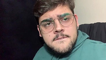 Dando uma mijada GOLDEN SHOWER