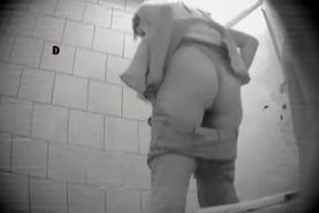 Russian partygirls in a bar toilet' voyeur compilation