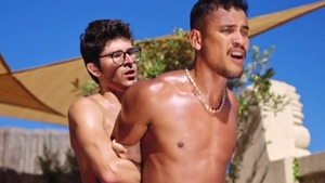 That ravishing nude Bottom Sure Knows How To Satiate A good-sized pipe