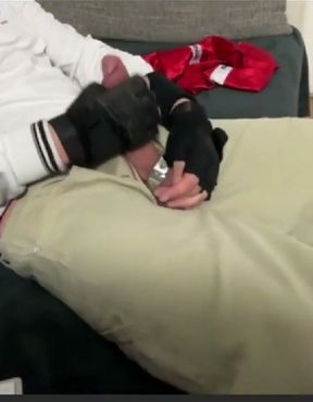 Sagger Boy Cum Shot