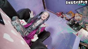 Ink-covered beauty’s livestream featuring anal fun
