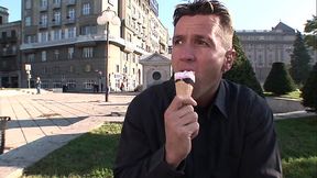 Simone Peach &amp_ Friends Take Part in A Budapest Gangbang That Enters Every Hole