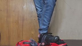 Chrissy big truck crush