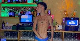 Strong blokes fuck in bareback style for full orgasmic pleasures