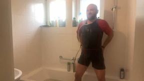 BigSlaveAndreas in the Bathroom