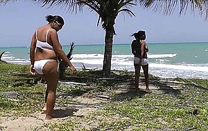 Ebony x 2 having a vacation in the carribean sea