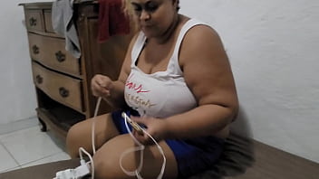 Professora safada convida aluno para estudar em sua casa e ele acaba fudendo seu cuzinho at&eacute_ gozar